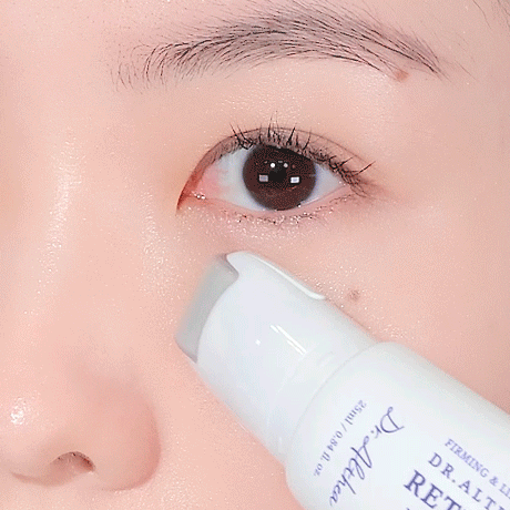 Крем-роллер для ухода за кожей вокруг глаз с ретинолом Dr. Althea Retinol Flat Iron Eye Roller, 25 мл — изображение 3